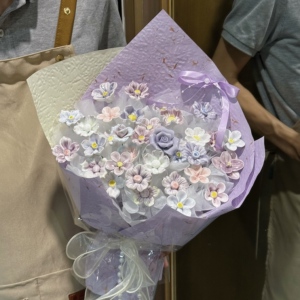 景德镇陶瓷花束女生日礼物玩偶公仔送女生老婆520情人节永生花