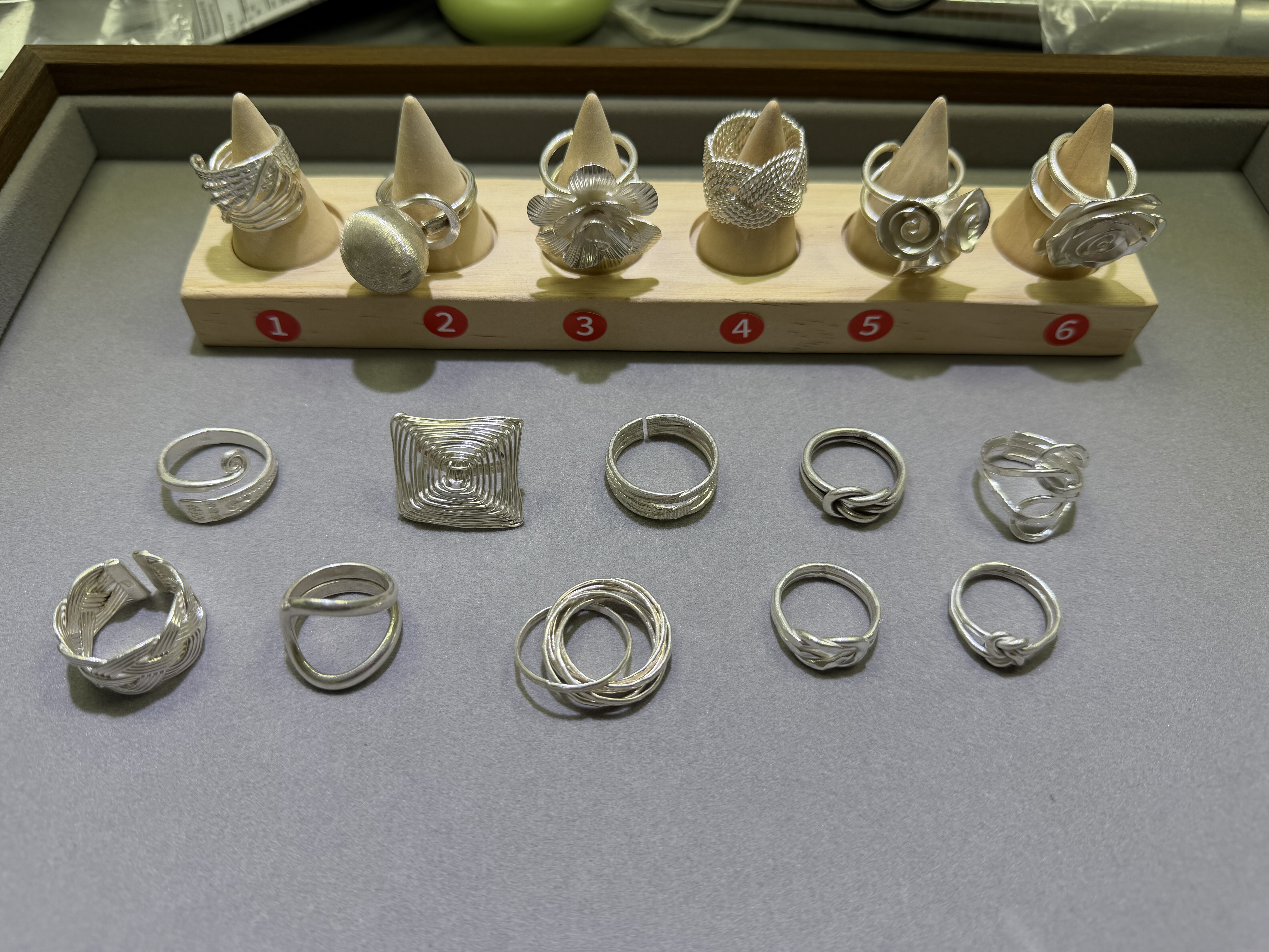 泰国手工银饰简约大方精致纯银戒指足银戒指手工戒指手工制作