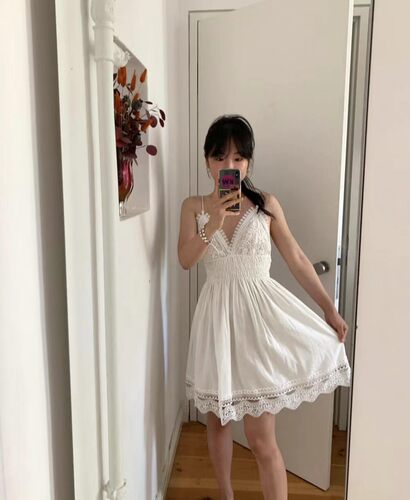 清仓气质纯欲风拼接蕾丝吊带裙