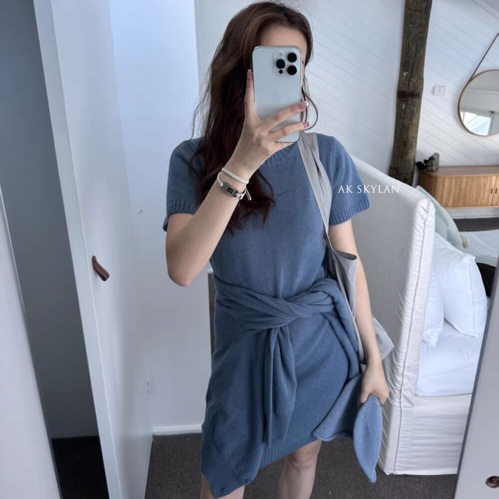 韩系慵懒圆领针织短袖连衣裙女