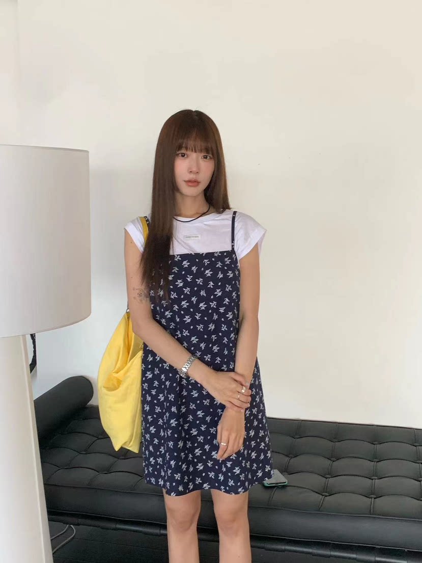 清仓现货韩版简约标签无袖小衫