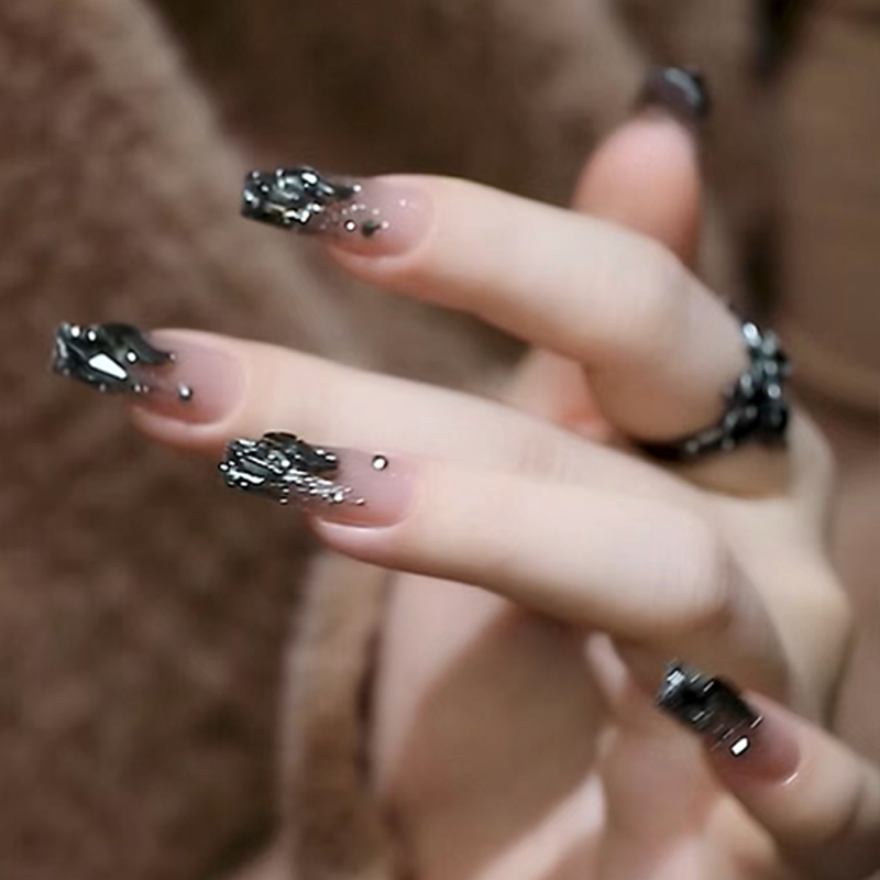 GC【黑曜石】2025新款拽酷御姐暗黑精灵火山岩水光碎钻手工穿戴甲