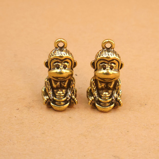 实心黄铜小猴子挂件手捧元宝猴子生肖猴可爱铜猴子钥匙扣吊坠