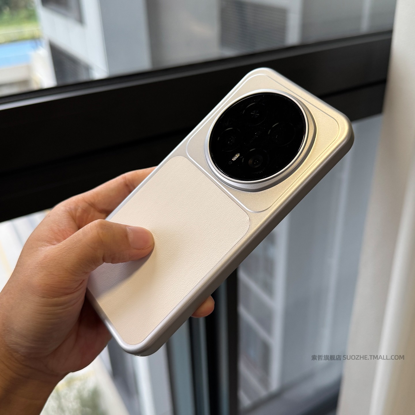 索哲适用于荣耀magic8pro手机壳全包防摔超薄内置磁吸magic8简约个性高级感白色素皮防指纹pro亲肤手感保护套