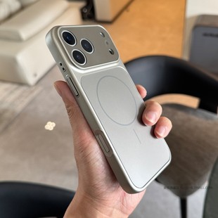 索哲适用于苹果17promax手机壳自带镜头膜iPhone16秒变17简约个性钛灰色细圈磁吸air电镀肤感磨砂15全包14套3