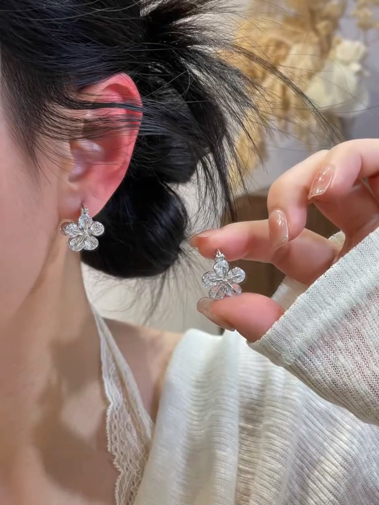 韩国气质甜美双面锆石花朵耳扣耳环女轻奢小众设计感耳钉百搭耳饰