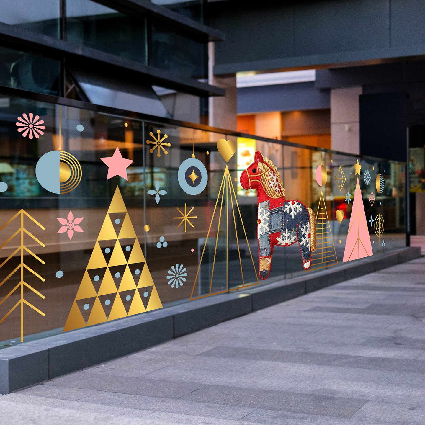 高级感木马底纹玻璃栏杆马年腰线