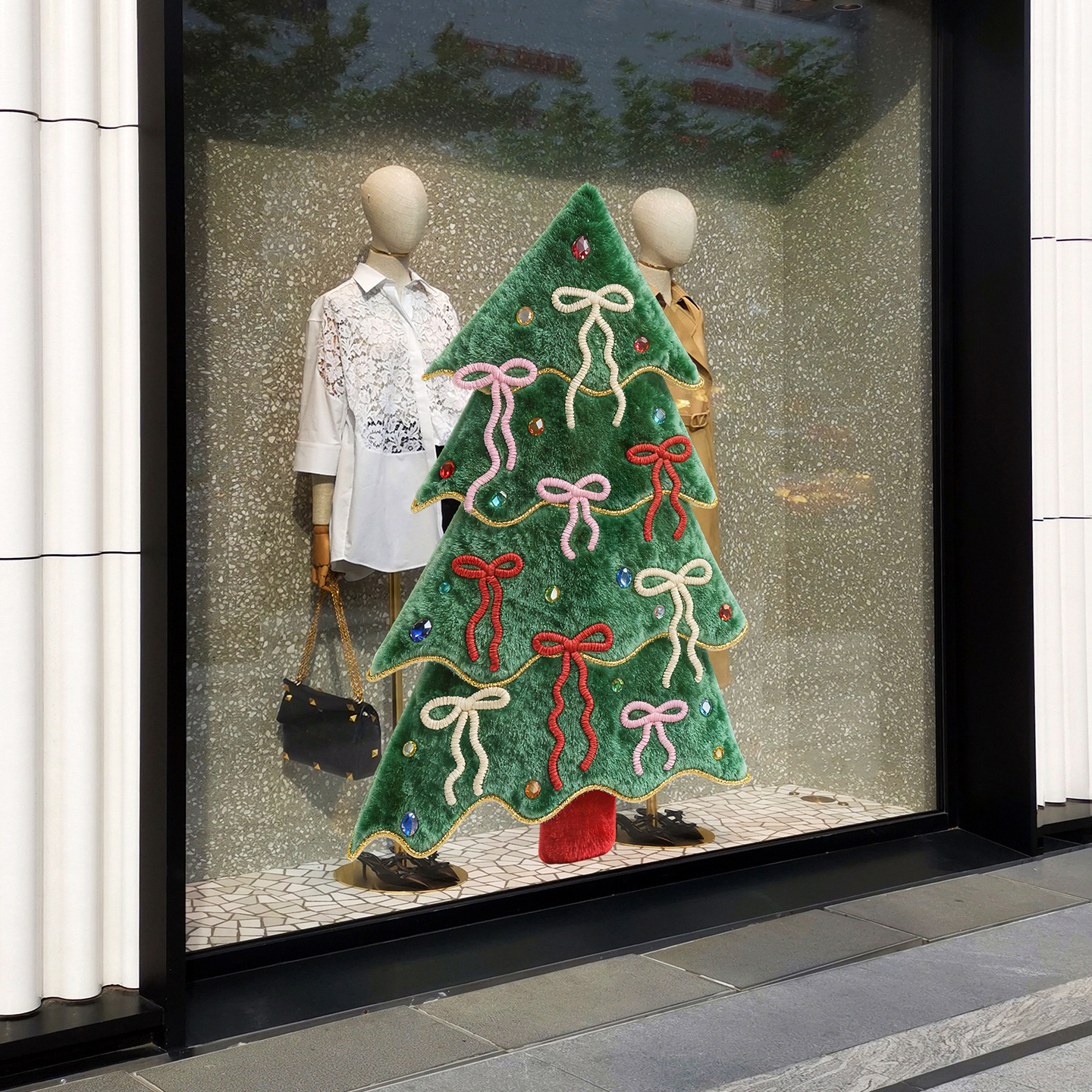 丝绒视感圣诞树橱窗静电玻璃贴
