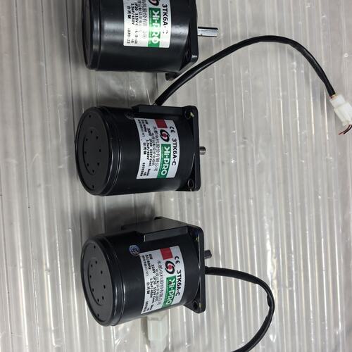 议价台湾本都Hi-PRO电机3TK6A-C，6W 220V，电容可维修