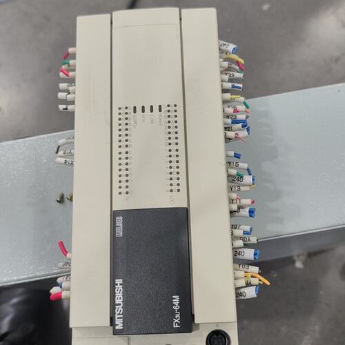 议价PLC FX3U-64MT/ES-A，，。实可维修