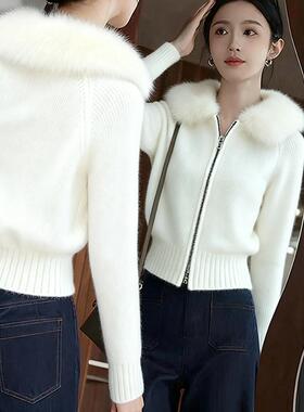 ROUMIKL轻奢风白色翻领拉炼毛衣短款外套女秋冬新款奶呼呼软糯掐