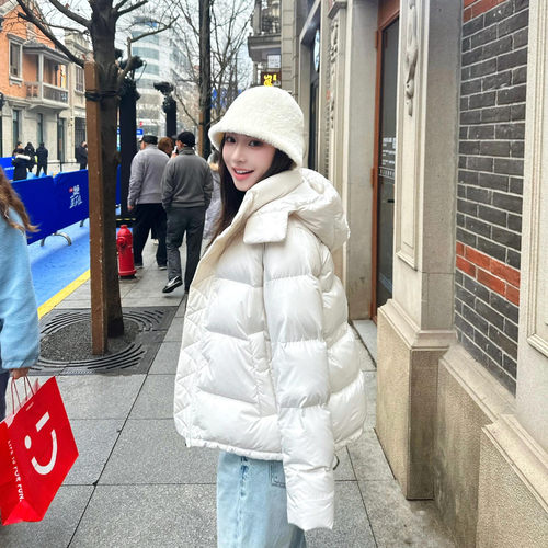 云朵泡芙90白鸭绒羽绒服外套女冬