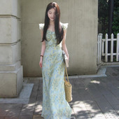 W51 设计感显瘦长裙子 小飞袖 高级感法式 茶歇雪纺碎花连衣裙女夏季