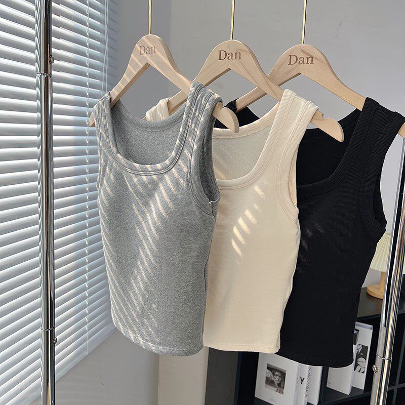 内搭外穿带胸垫宽肩遮副乳磨毛保暖文胸一体小吊带背心女短款方领