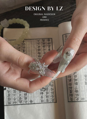 正品LZ高定【禅系列｜青山玉】现代新中式清冷雅蝴蝶玉扣檀流苏饰