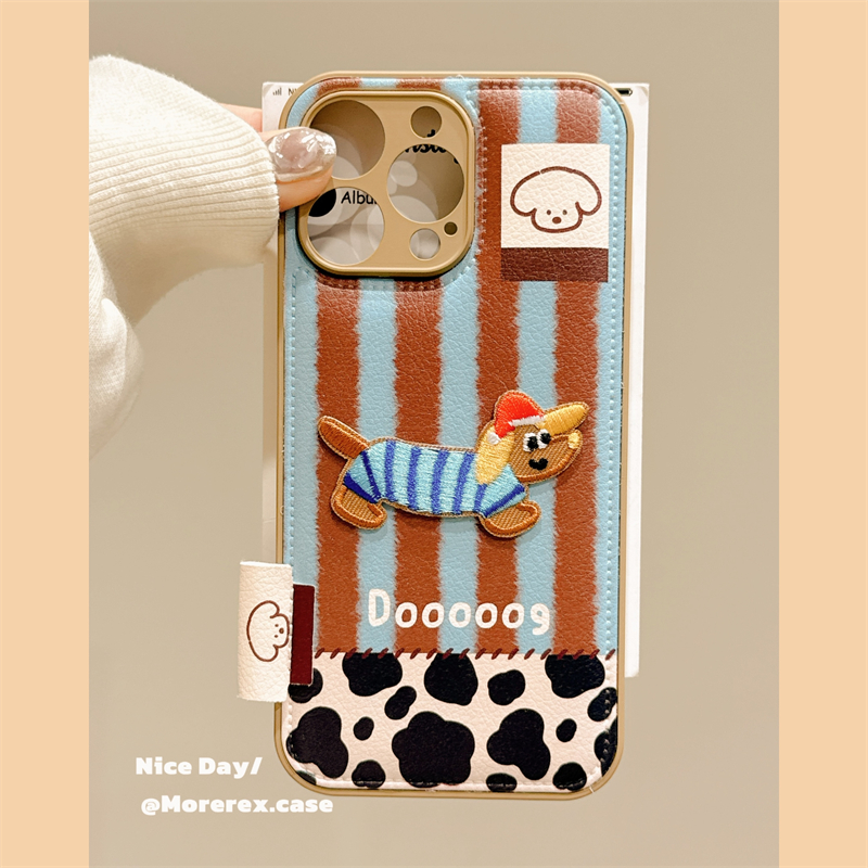 MoreRex趣味拼接格纹卡通刺绣腊肠狗适用苹果15手机壳iphone16promax新款14创意13防摔保护套16pro女款超好看
