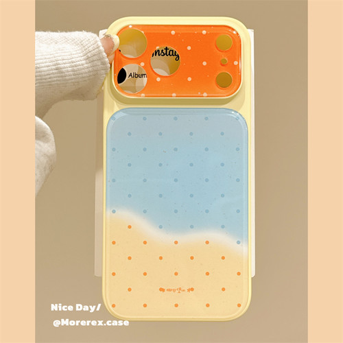 MoreRex夏日奶黄撞色蓝波点海边沙滩适用苹果17手机壳iphone16promax新款17pro大视窗14防摔保护套13全包15女