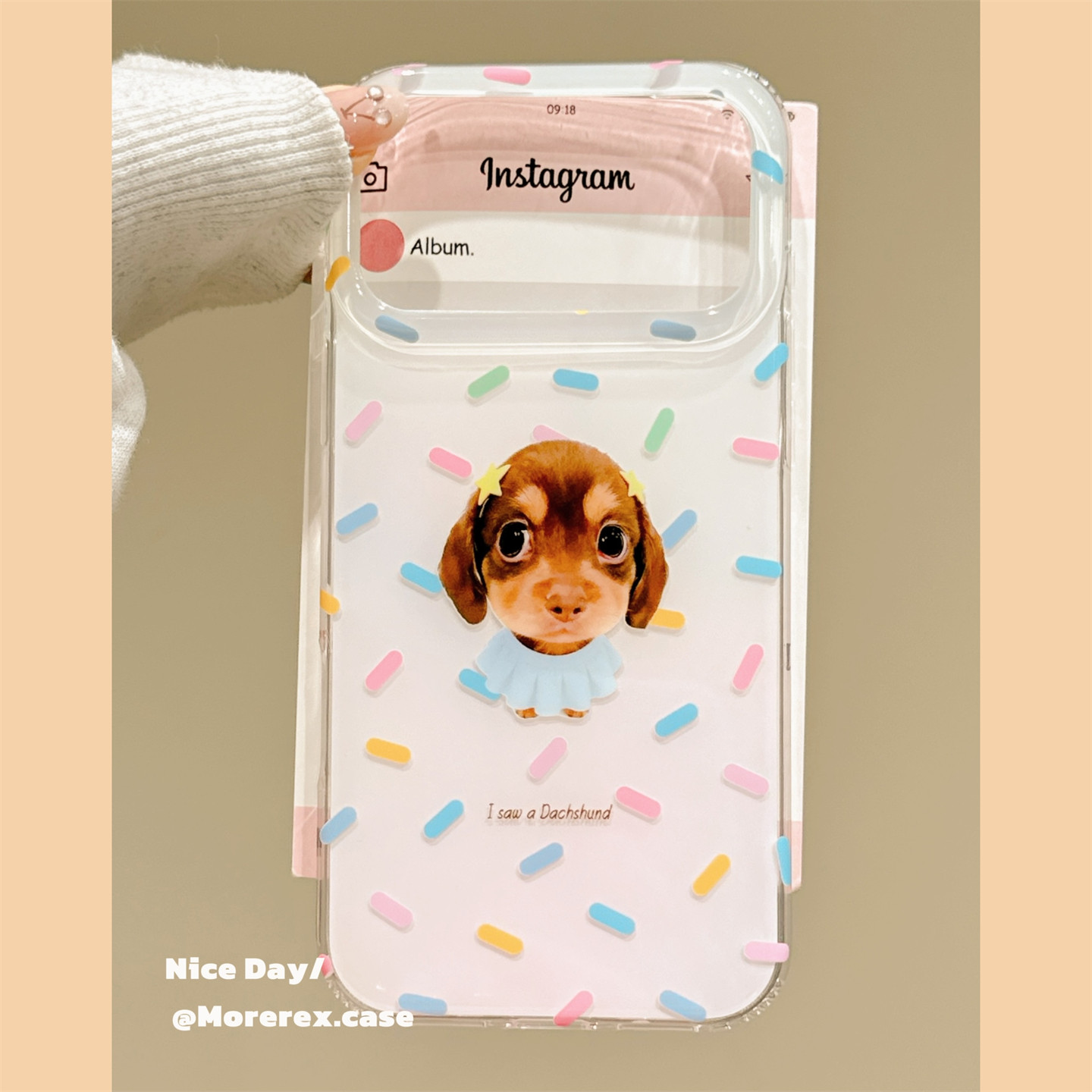 MoreRex 趣味ins彩带裙子腊肠狗适用苹果18手机壳小众iphone17promax新款18pro全包15防摔保护套14女16超好看