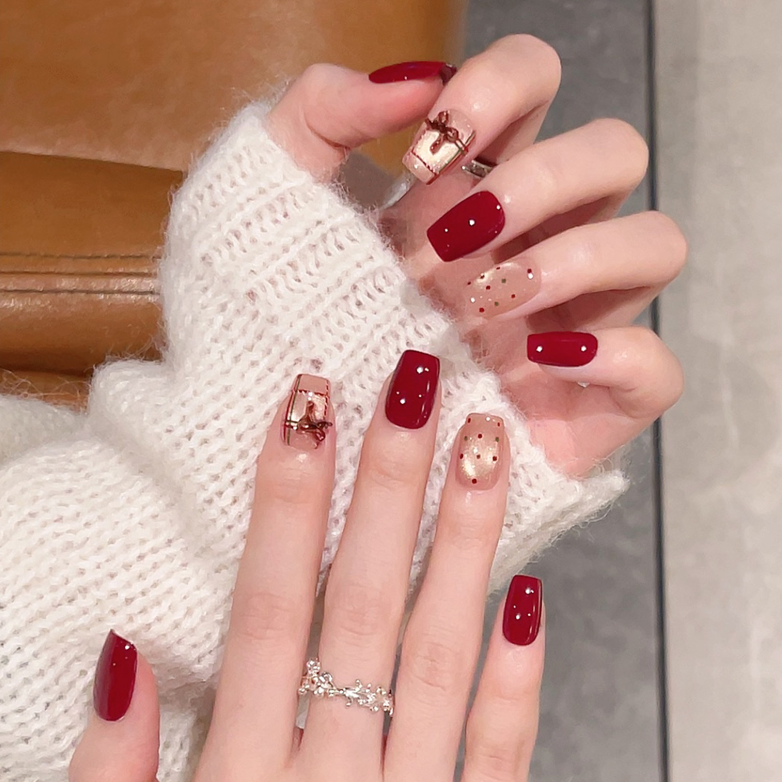 波点猫眼短款手工穿戴甲2026新年红色显白美甲秋冬高级感指甲贴片,彩妆/香水/美妆工具,穿戴甲/甲片,淘宝优惠券,粉丝福利购,淘宝优惠卷