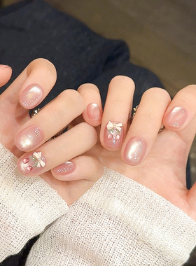 春季郁金香猫眼穿戴甲2025新款手工豆豆美甲高级感短款指甲贴片