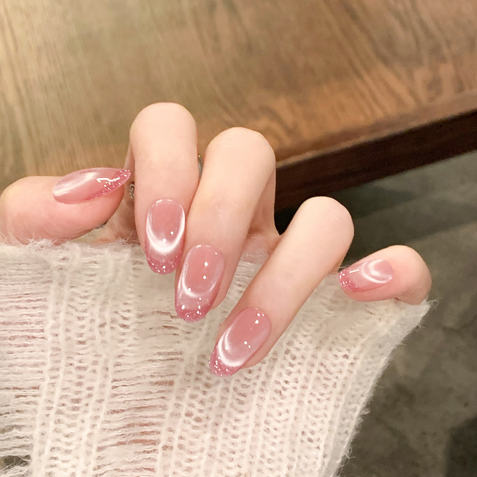 绝美粉色猫眼法式手工美甲穿戴甲