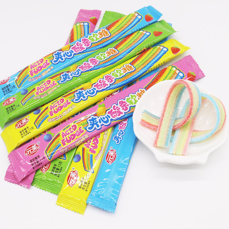 夹心酸条网红彩虹五彩缤纷水果味软糖酸甜果味橡皮糖儿童糖果批发