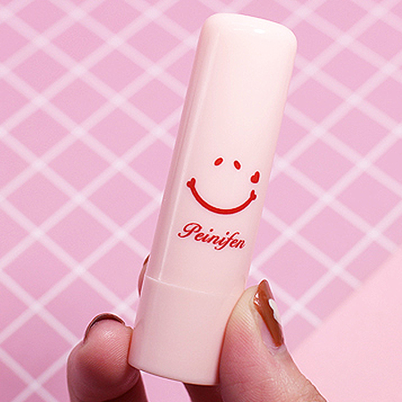 滋润及呵护双唇，防止唇部干燥。