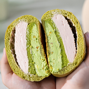 周建生开心葡萄乳酪软欧包手作新鲜短保爆浆面包速食食品早餐代餐