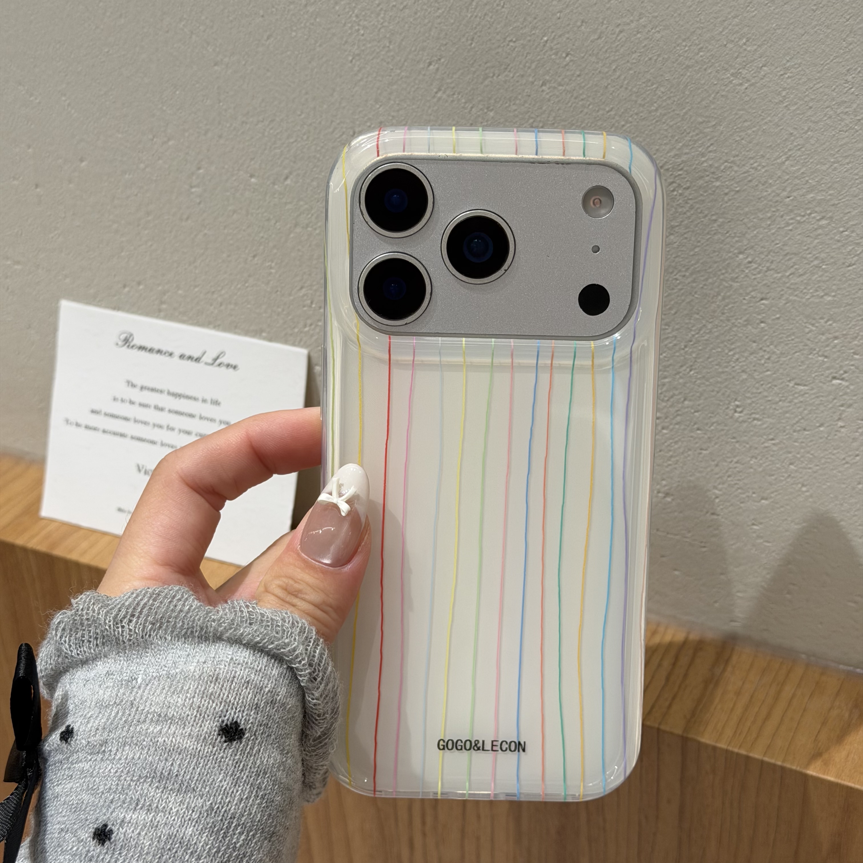 小众ins字母彩色线条手机壳iPhone16小清新苹果17promax简约新款15pro个性适用17pro高级感14pro女款16promax