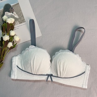深巷归人内衣女少女夏季薄款小胸聚拢无钢圈防滑无肩带文胸罩套装