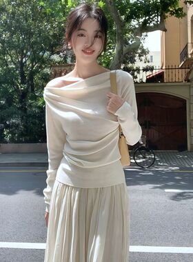 白色荡领露肩一字肩针织长袖T恤2025春秋新款女装设计感纯欲上衣