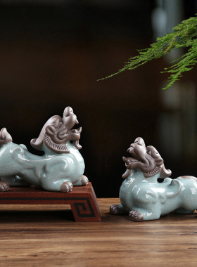 飞天貔貅招财镇宅陶瓷汝窑茶宠精品手工茶道茶玩茶具配件茶桌装饰