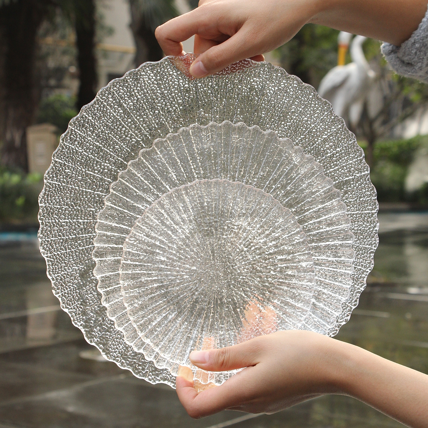 花棱高颜值金边透明玻璃西餐盘