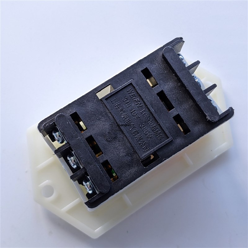 台钻砂轮机切割机三相启动停止按钮LC3-5A10A 和面机压扣开关220V