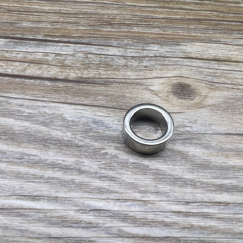 径向充磁9-5.5*3毫米 特殊磁石圆磁环磁铁 有孔环形强磁铁 强磁钢