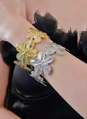 欧美夸张花朵开口手镯个性冷淡风气质手环小众轻奢高级感手饰