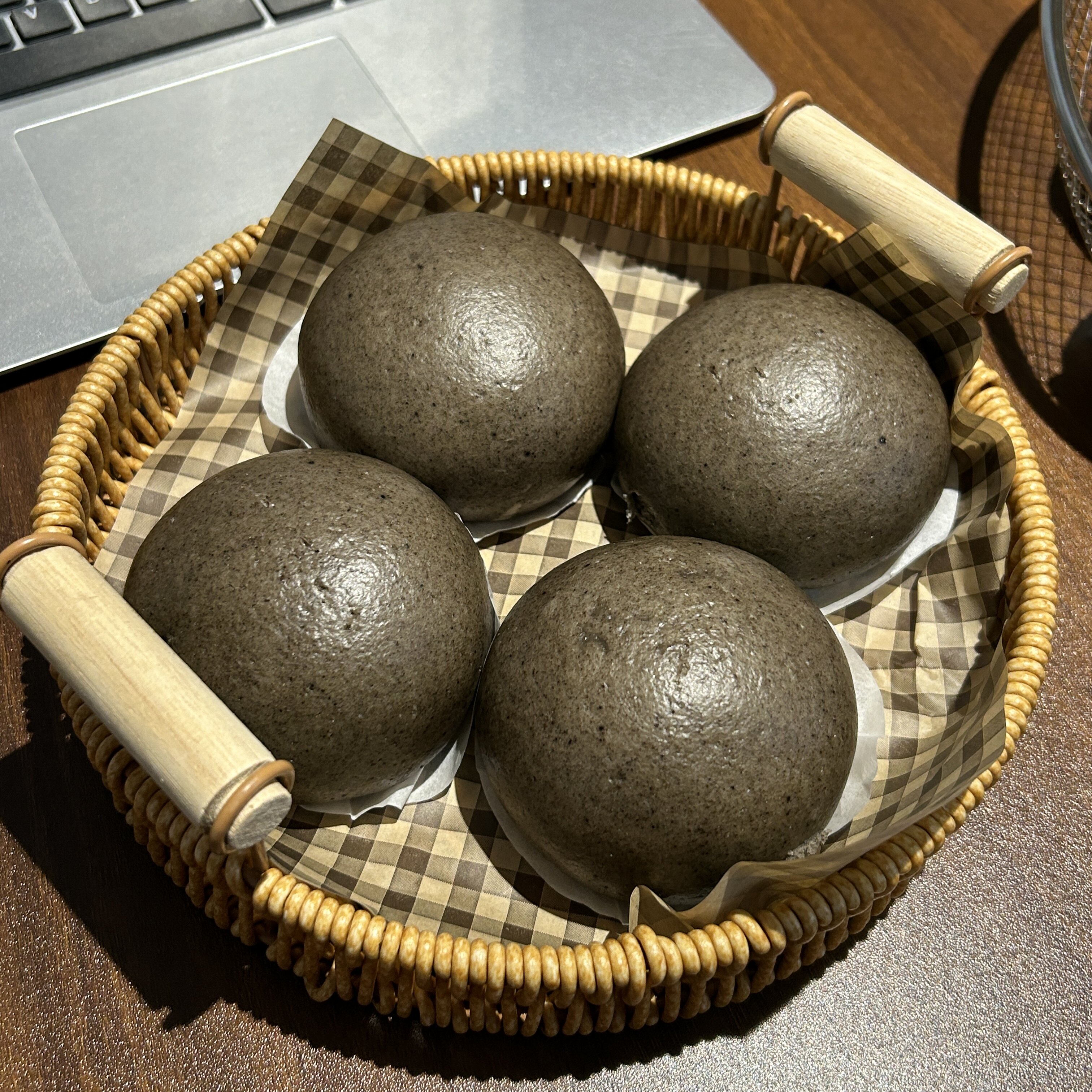 顺丰 亲食派 黑金芝麻流心包黑芝麻包子黑芝麻流心包早餐微甜微苦
