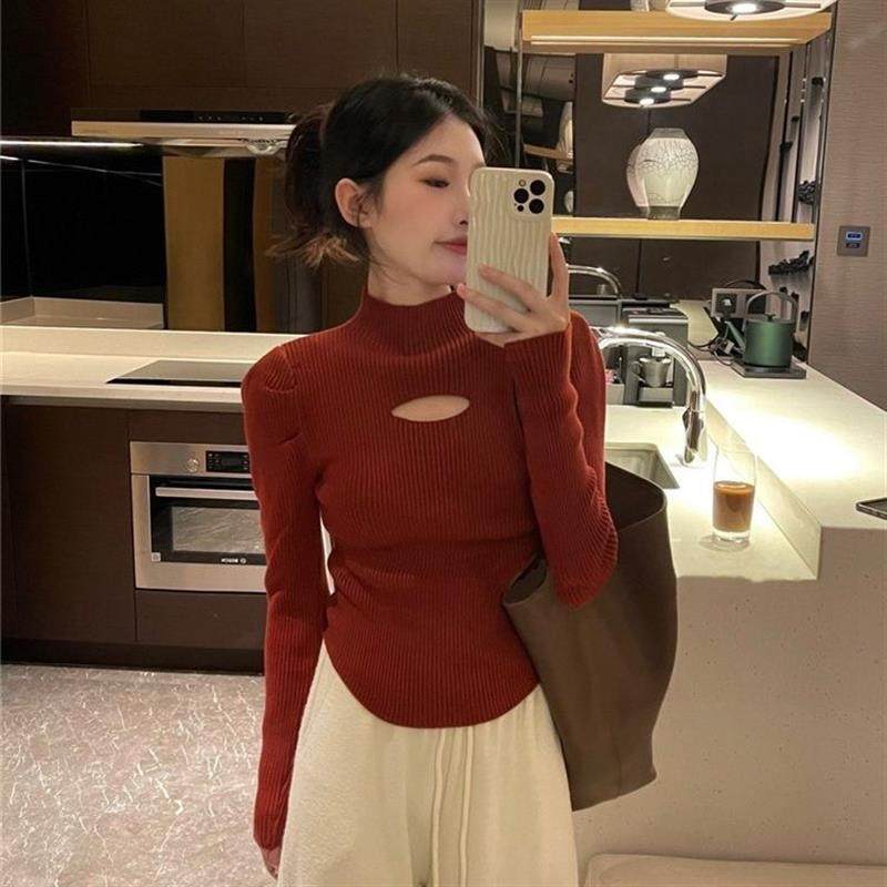 半高领镂空针织打底衫新款女2025秋冬修身显瘦气质泡泡袖内搭上衣