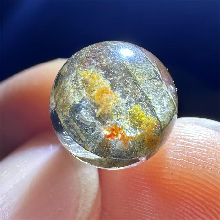 2025天然白水晶包裹蓝矿云母幽灵共生多宝珠吊坠 异象水晶珠子