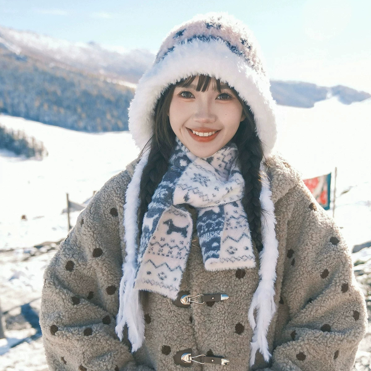 费尔岛提花毛绒护耳帽女