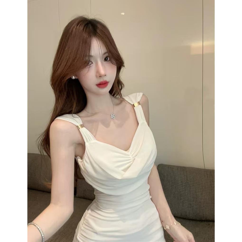 纯欲风性感名媛荡领吊带连衣裙女御姐辣妹包臀裙高级感抹胸裙子