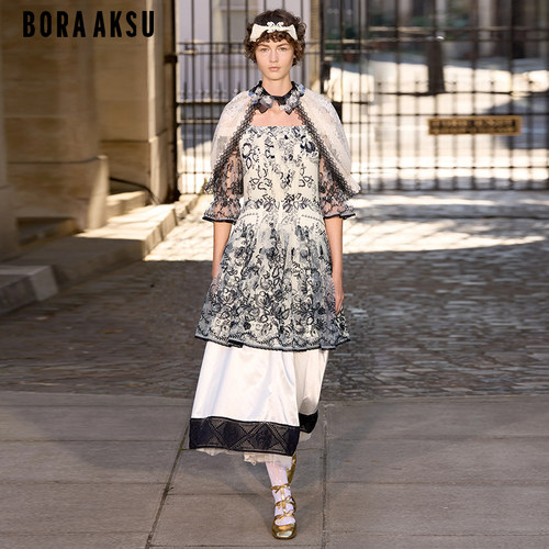 BORAAKSU网纱印花连衣裙