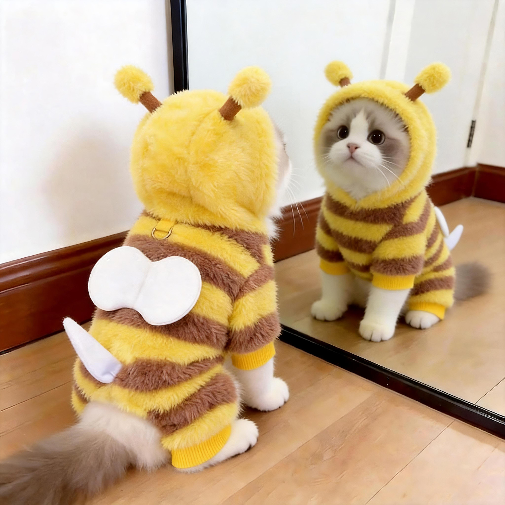 冬季猫咪衣服加厚保暖可爱小蜜蜂