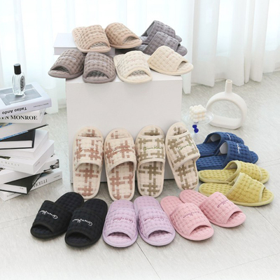 原装进口居家软底pvc拖鞋