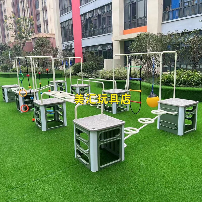 安吉游戏运动攀爬架体能训练感