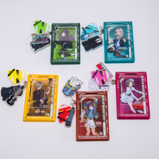 流麻交通卡保护壳可挂扣挂件 CRY GIRLS BAND