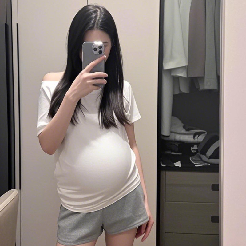 孕妇斜肩上衣夏季簿款网红款露肩一字肩上衣百搭休闲短袖t恤衫款