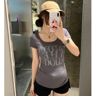 时尚 新款 短袖 u领t恤衫 紧身怀孕小外子外穿上衣 辣妈装 修身 2026夏季