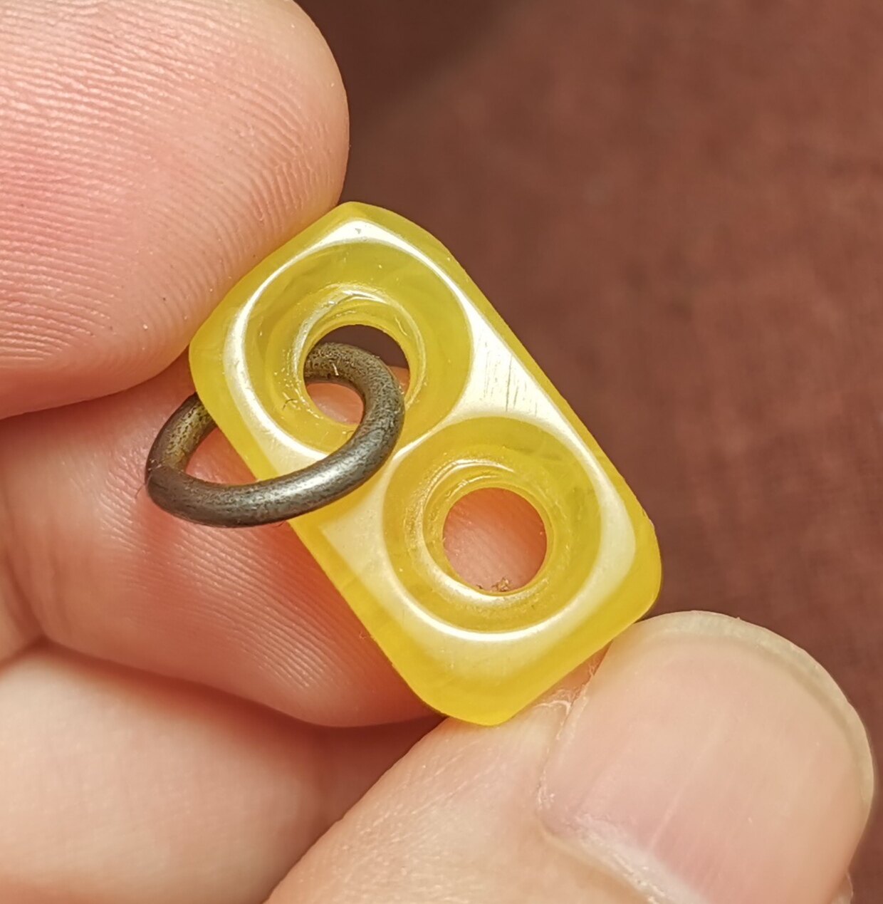 西藏文玩黄色料器树脂手工款二饼挂环挂扣双孔道百搭饰品挂件接口
