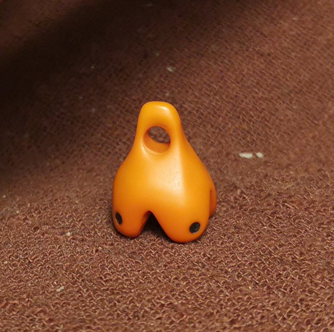 西藏元素老黄料器四角小咒点卡子滴溜测挂一物一图佛珠配饰配件款